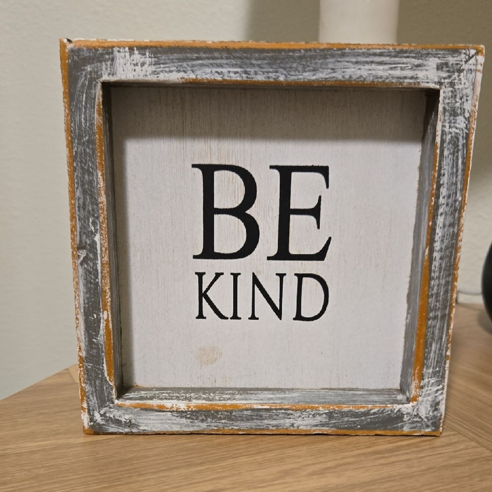 Be Kind Wall Hanging